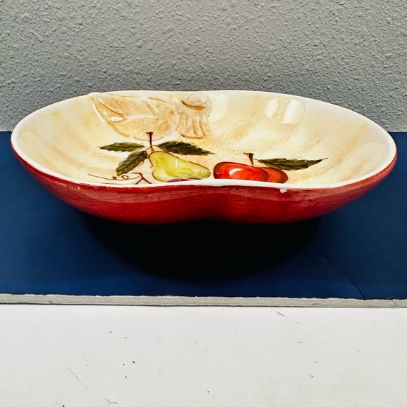 East West Distributing Co Apple Shaped Ceramic Dish - serving - Fruit - Picture 4 of 5